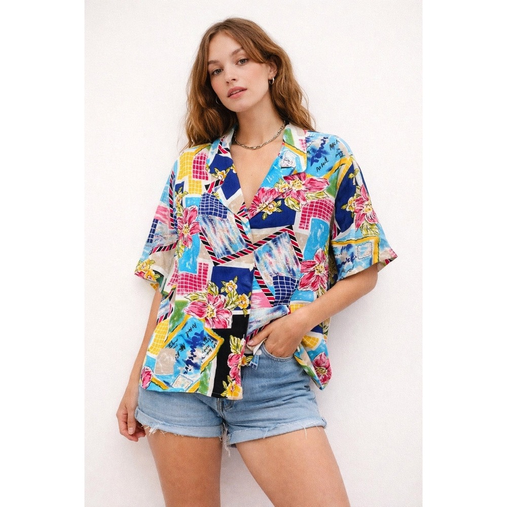 Casual Corner Womens Silk Button Down Shirt Large Camp Retro Floral Vintage 90s